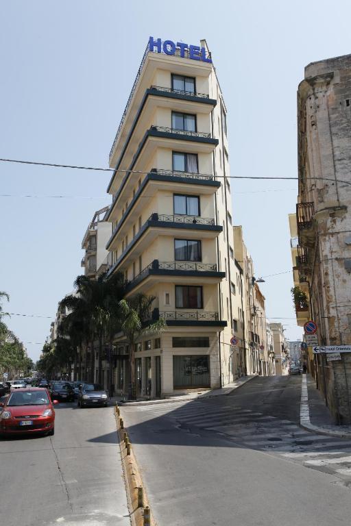 Hotel Colonna Brindisi Eksteriør billede